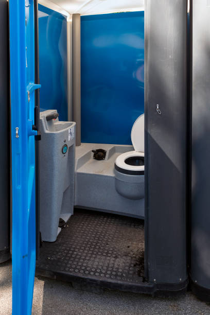 Best Portable restroom trailer rental  in Concord, MO